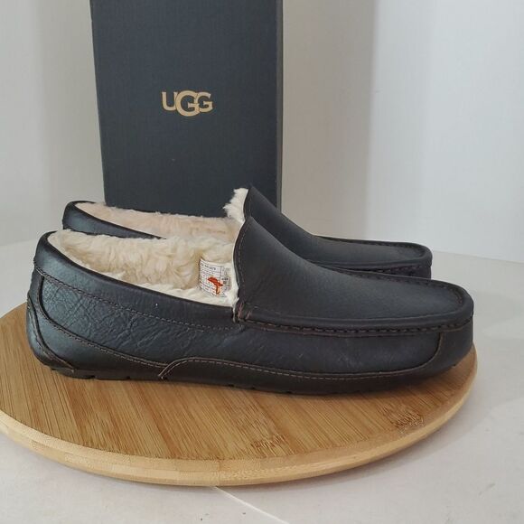 UGG Men\'s Ascot Slipper Dark Spice Leather Sheep Wool Size 8 NIB main image 10
